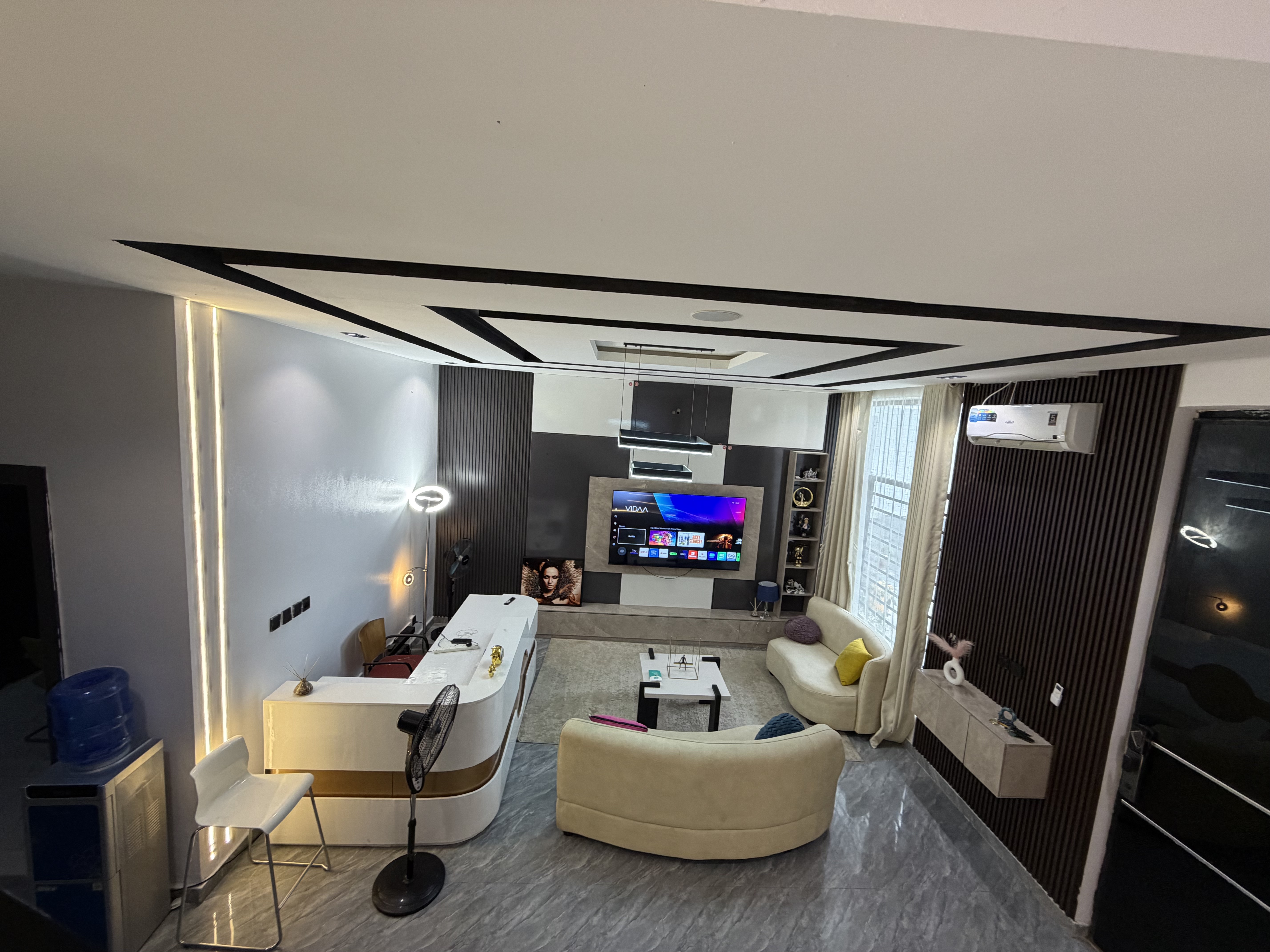Elysurge comfortable waiting room